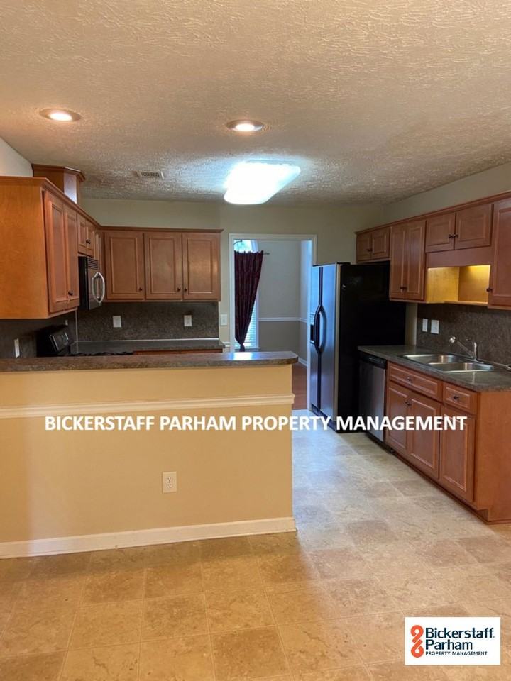 1070 Watervalley Dr - Photo 5 of 38
