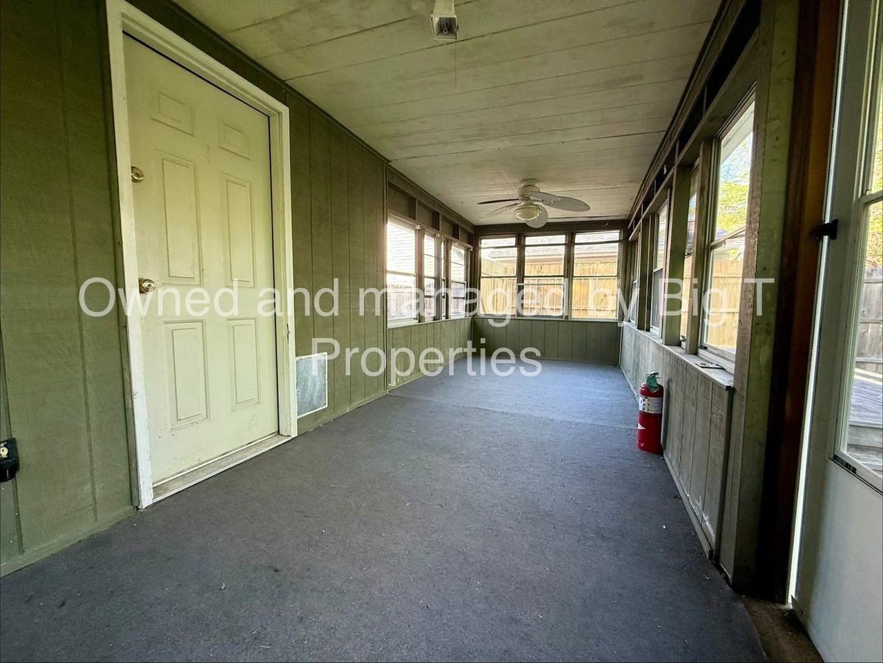 32 Windy Ct - Photo 2 of 19