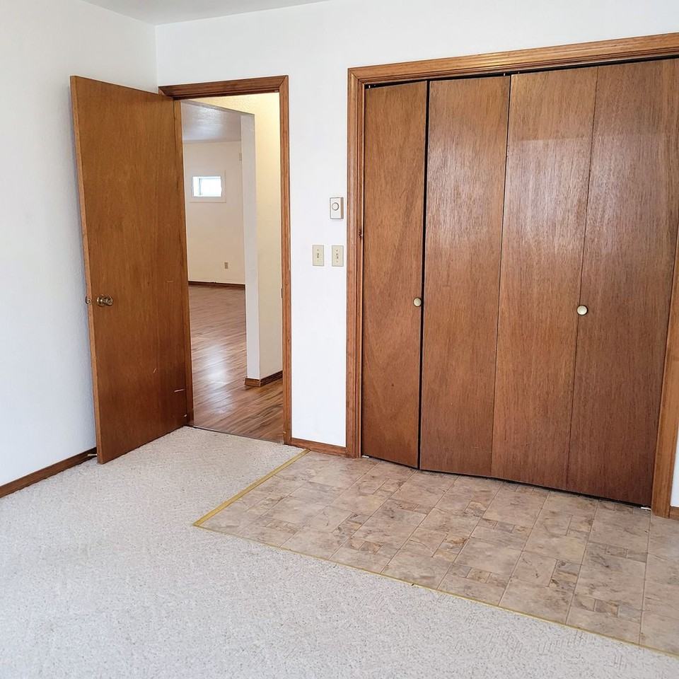 1013 Wiloma Dr - Photo 6 of 11