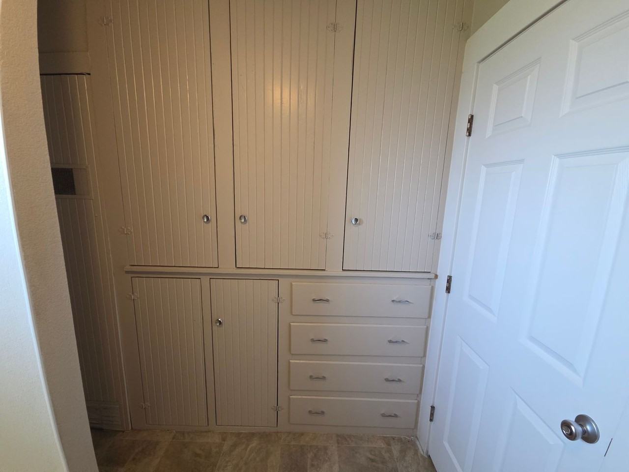 542 Hills Ferry Rd - Photo 3 of 18