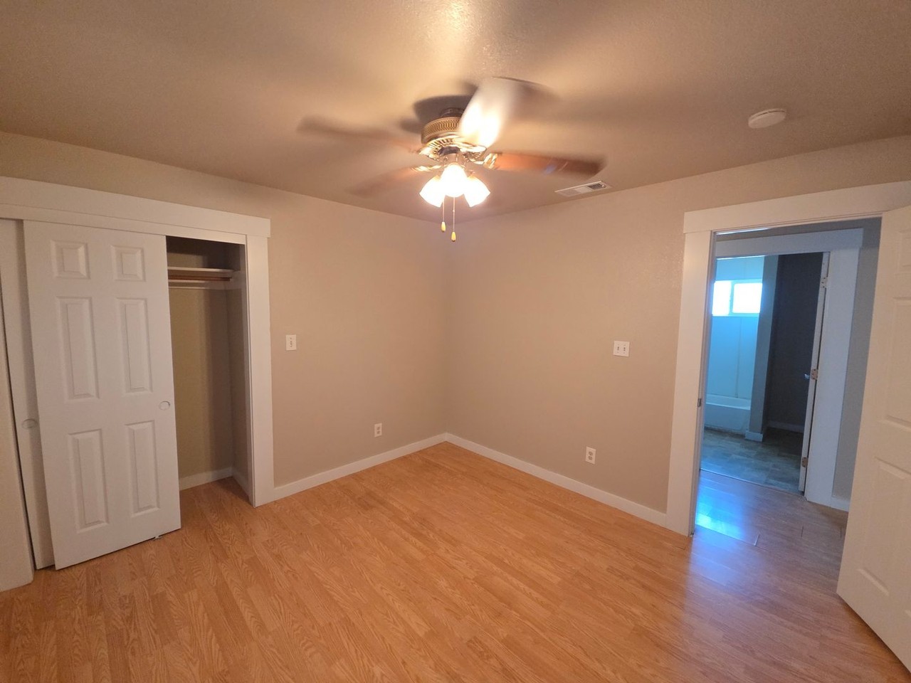 542 Hills Ferry Rd - Photo 5 of 18