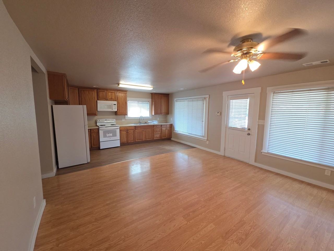 542 Hills Ferry Rd - Photo 7 of 18