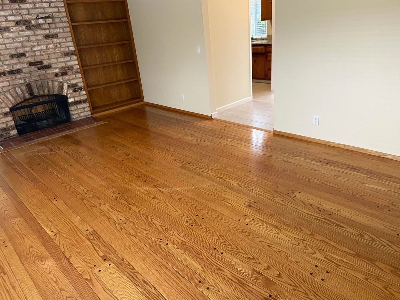 1409 Village Ct - Photo 3 of 21