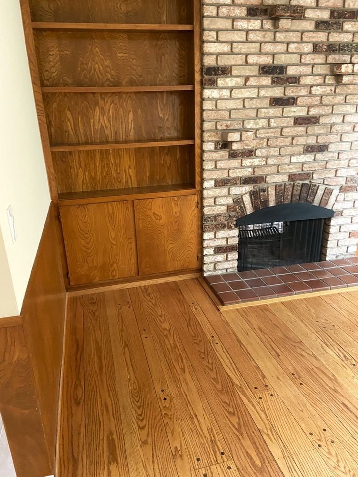 1409 Village Ct - Photo 4 of 21