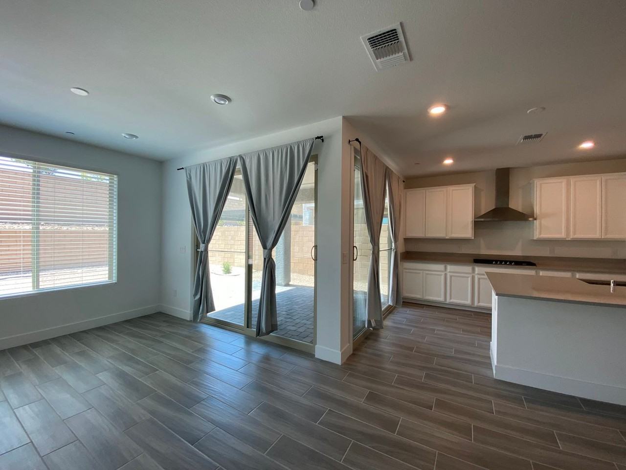 10001 Birch Knoll Ave - Photo 7 of 50