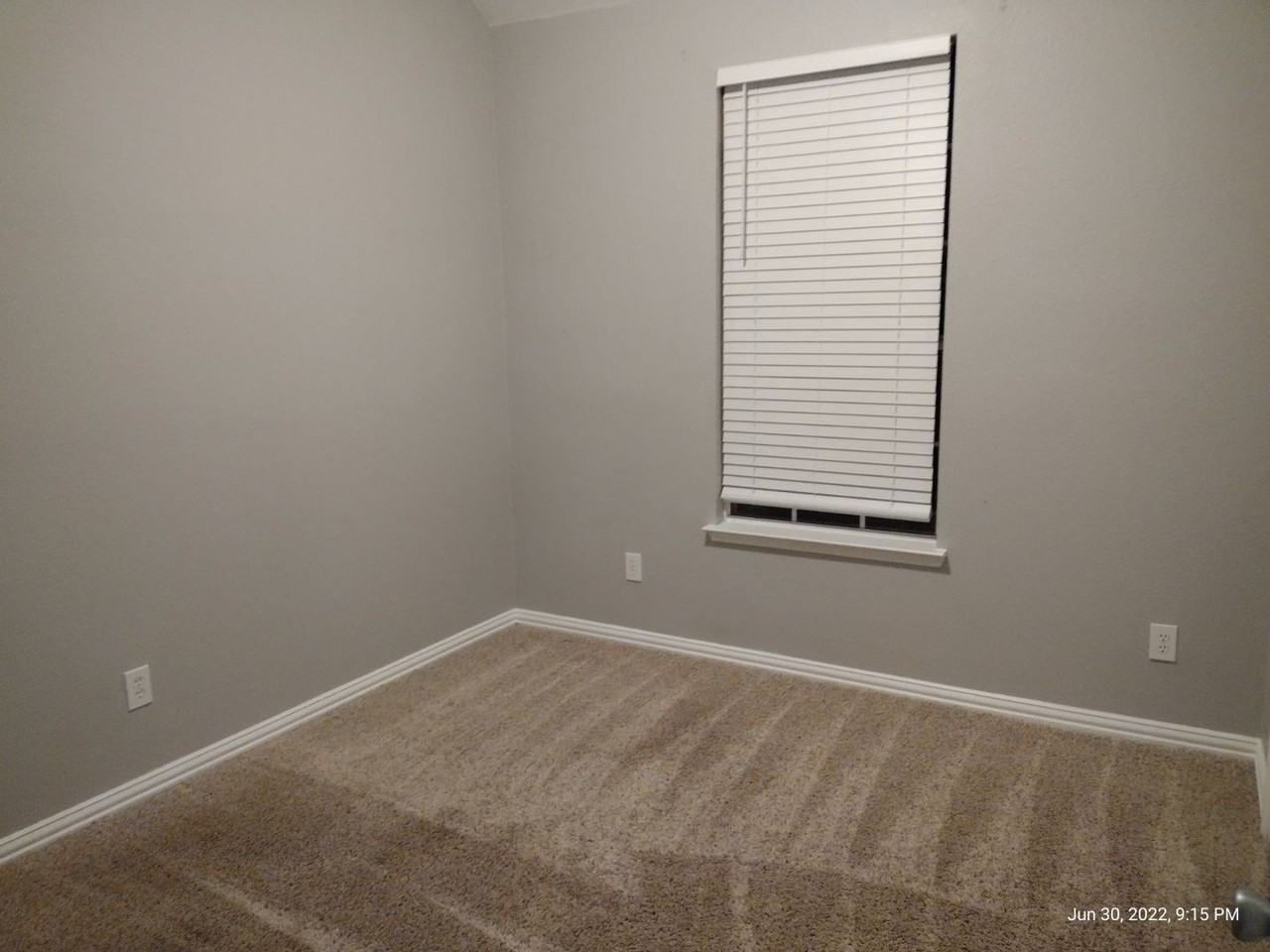 8054 Mount Shasta Cir - Photo 3 of 7