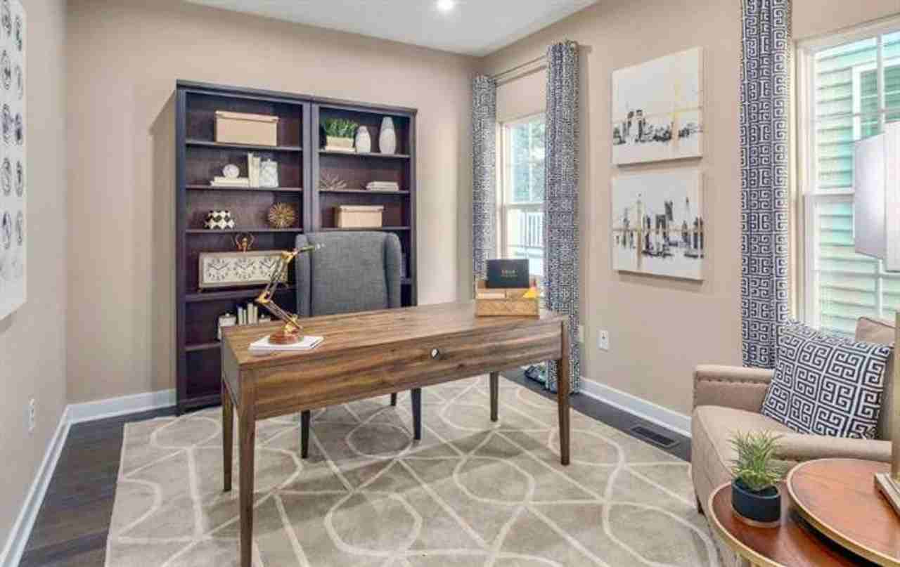 104 Brooke Village Dr - Photo 4 of 13