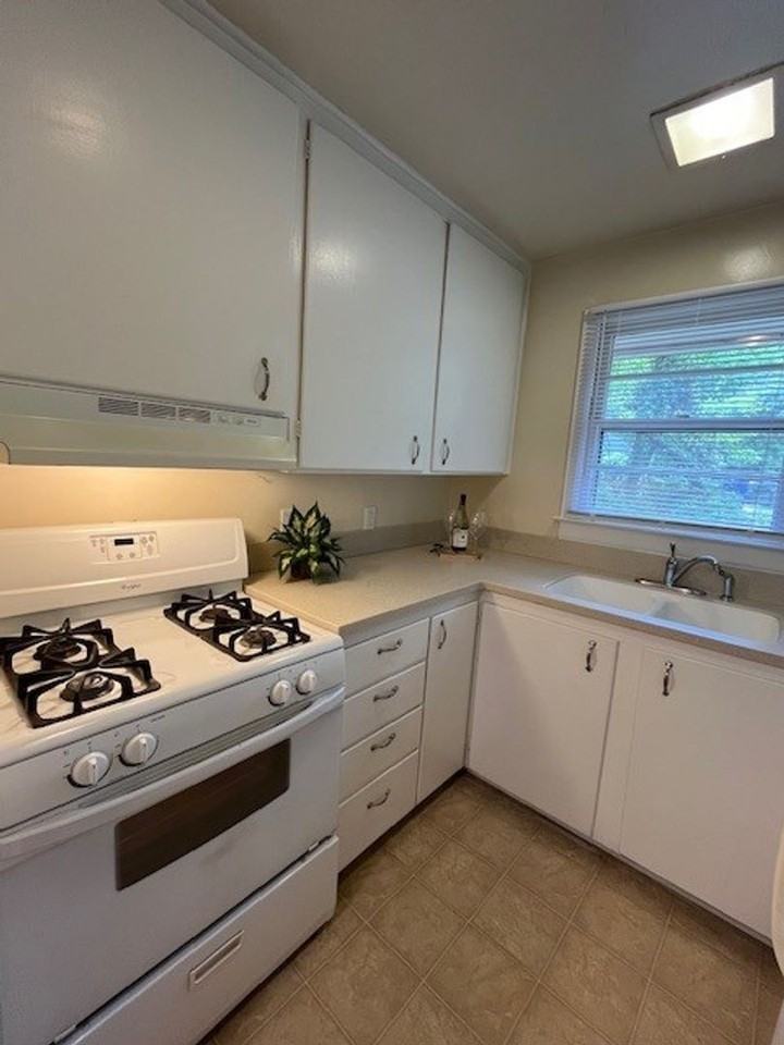 117 Purefoy Road - Photo 5 of 17