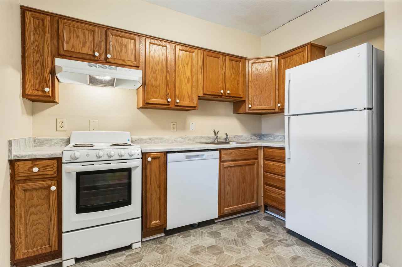 6 Shepherd Ln Bldg D - Photo 5 of 13