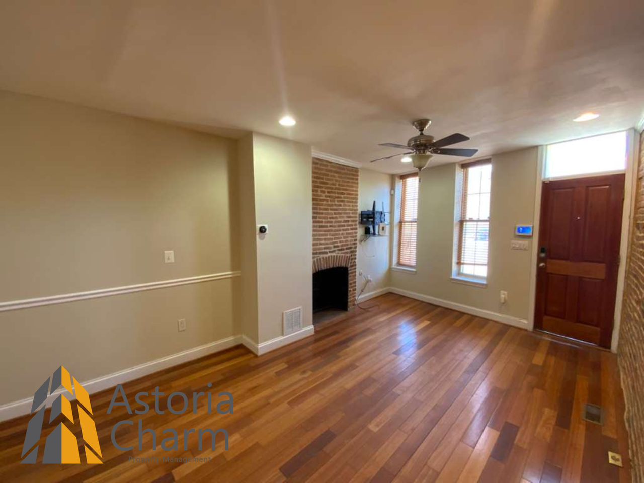 1942 Light St - Photo 7 of 28