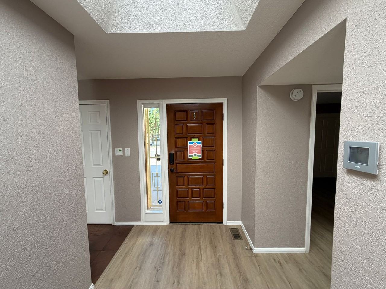7924 Woodridge Dr Ne - Photo 4 of 34