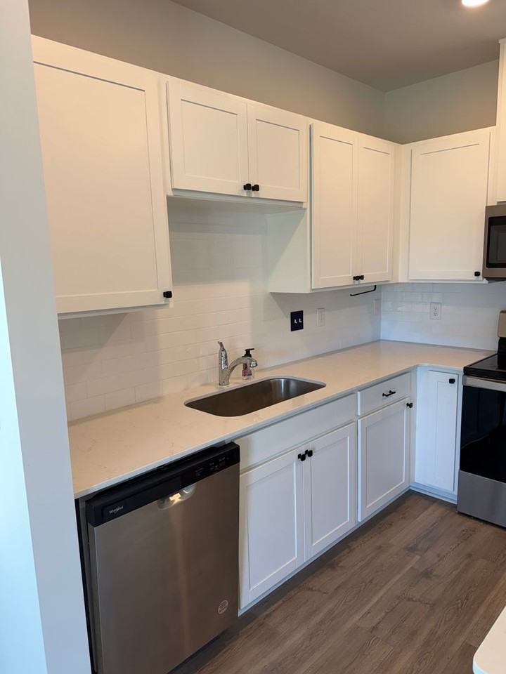 1407 Walker Way - Photo 5 of 18