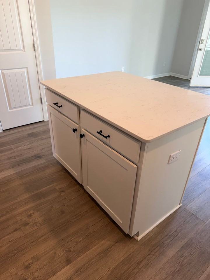 1407 Walker Way - Photo 6 of 18