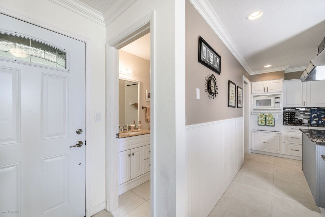 1477 Park Beach Cir #33 - Photo 5 of 50