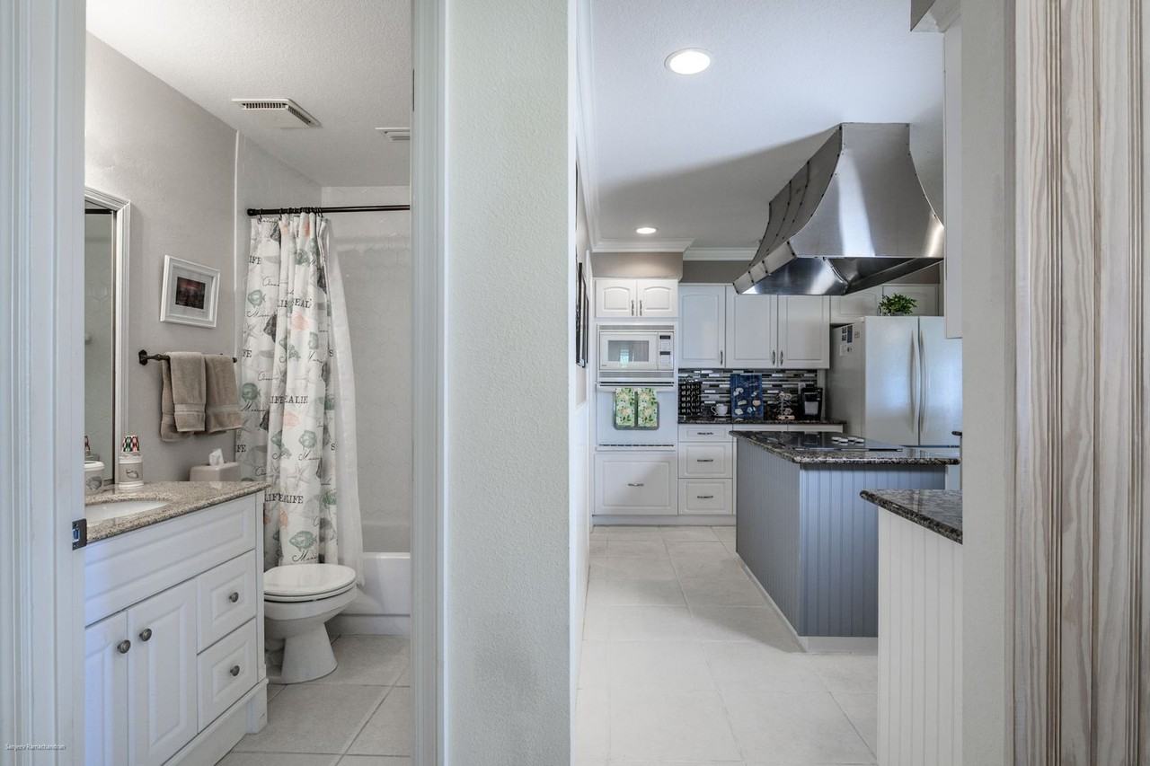 1477 Park Beach Cir #33 - Photo 6 of 50