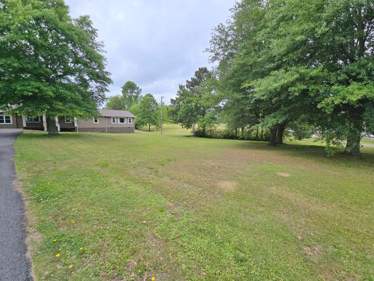 285 County Road 1387 - Photo 2 of 14