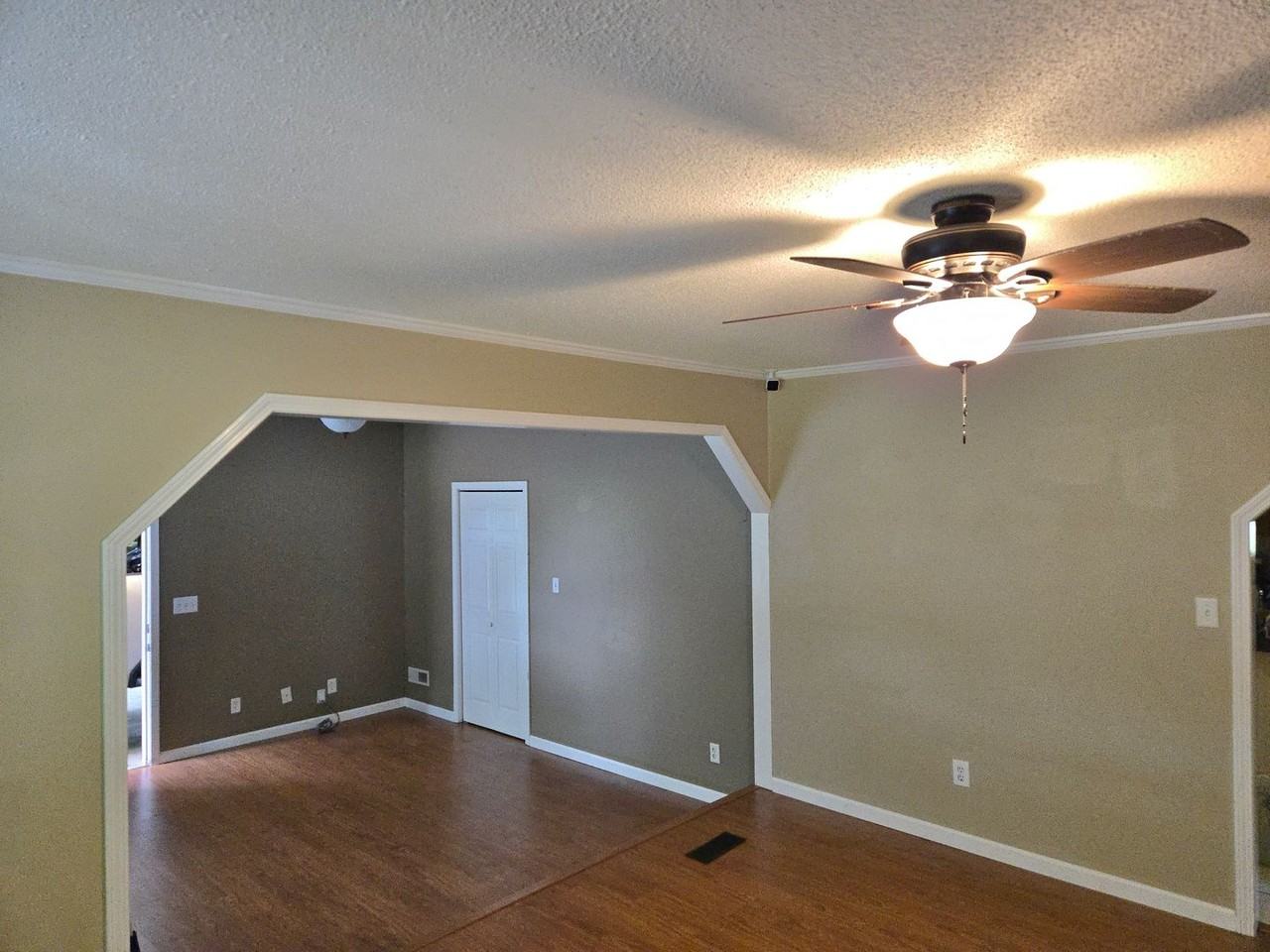 285 County Road 1387 - Photo 3 of 14
