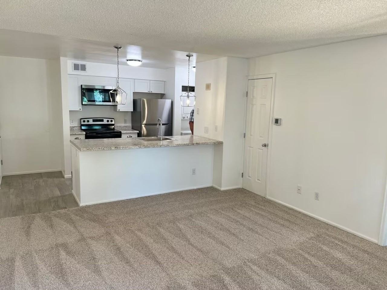 2575 S Syracuse Way - Photo 3 of 10