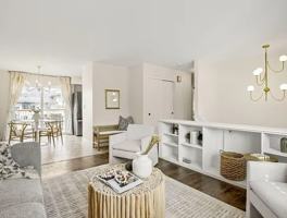 featured image of 825 Pear St