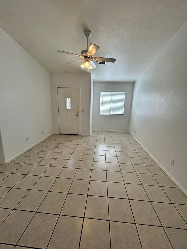 1767 Magnolia Dr - Photo 3 of 10