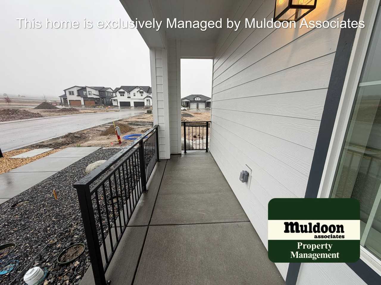 10425 Spry St - Photo 3 of 34