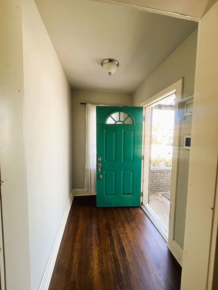 2748 Nw 22nd St - Photo 2 of 19