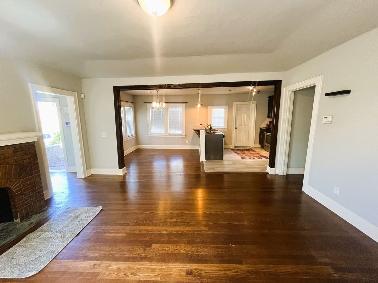 2748 Nw 22nd St - Photo 4 of 19