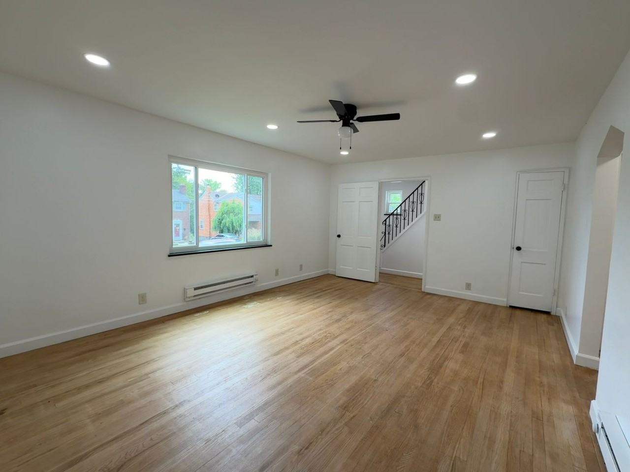 419 Elm - Photo 5 of 37