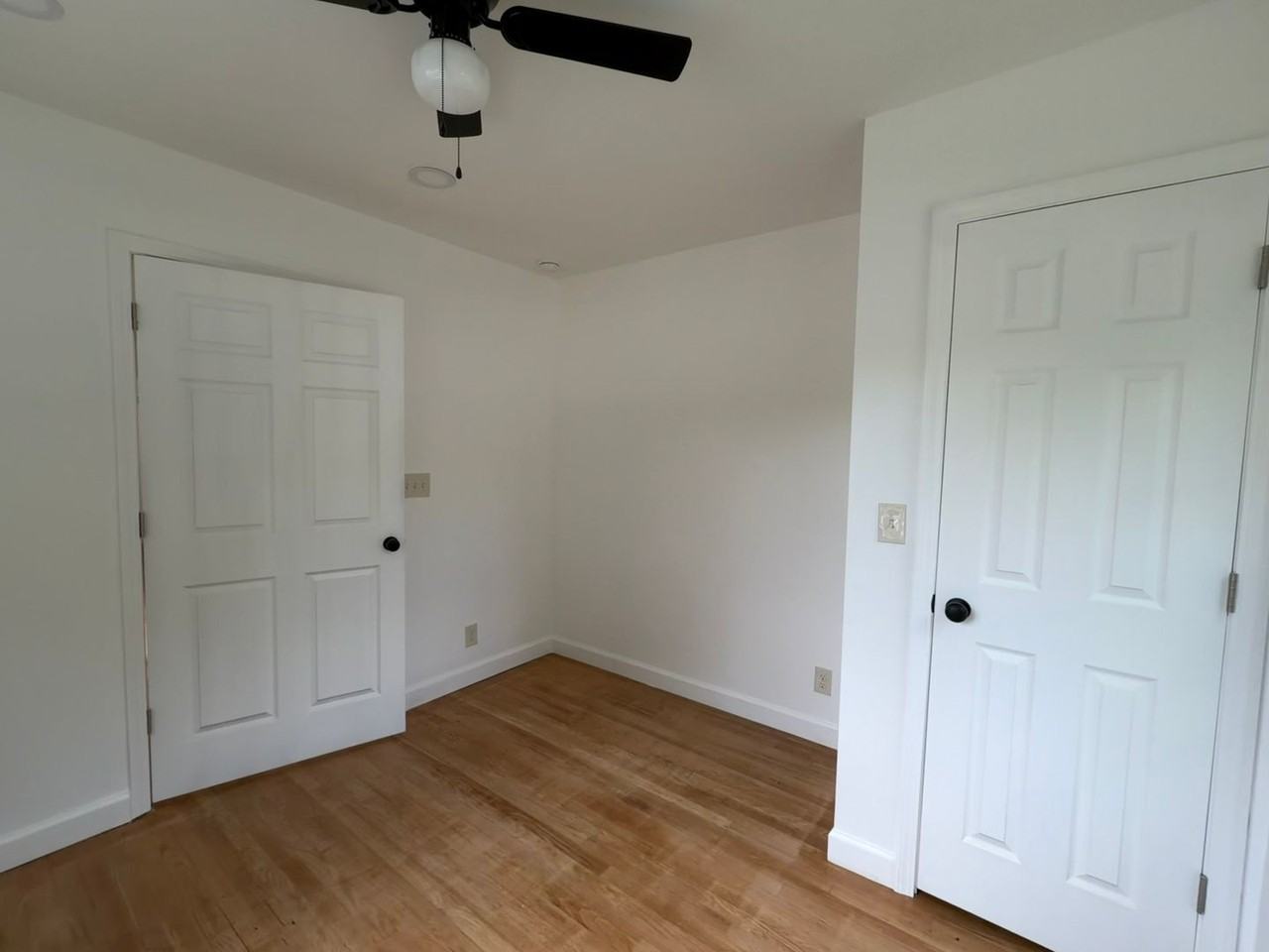 419 Elm - Photo 7 of 37
