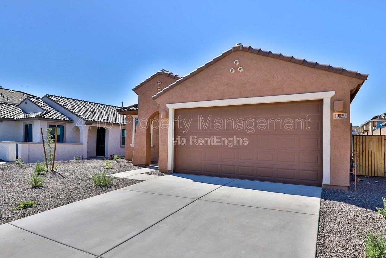 19839 W Annika Dr - Photo 3 of 26