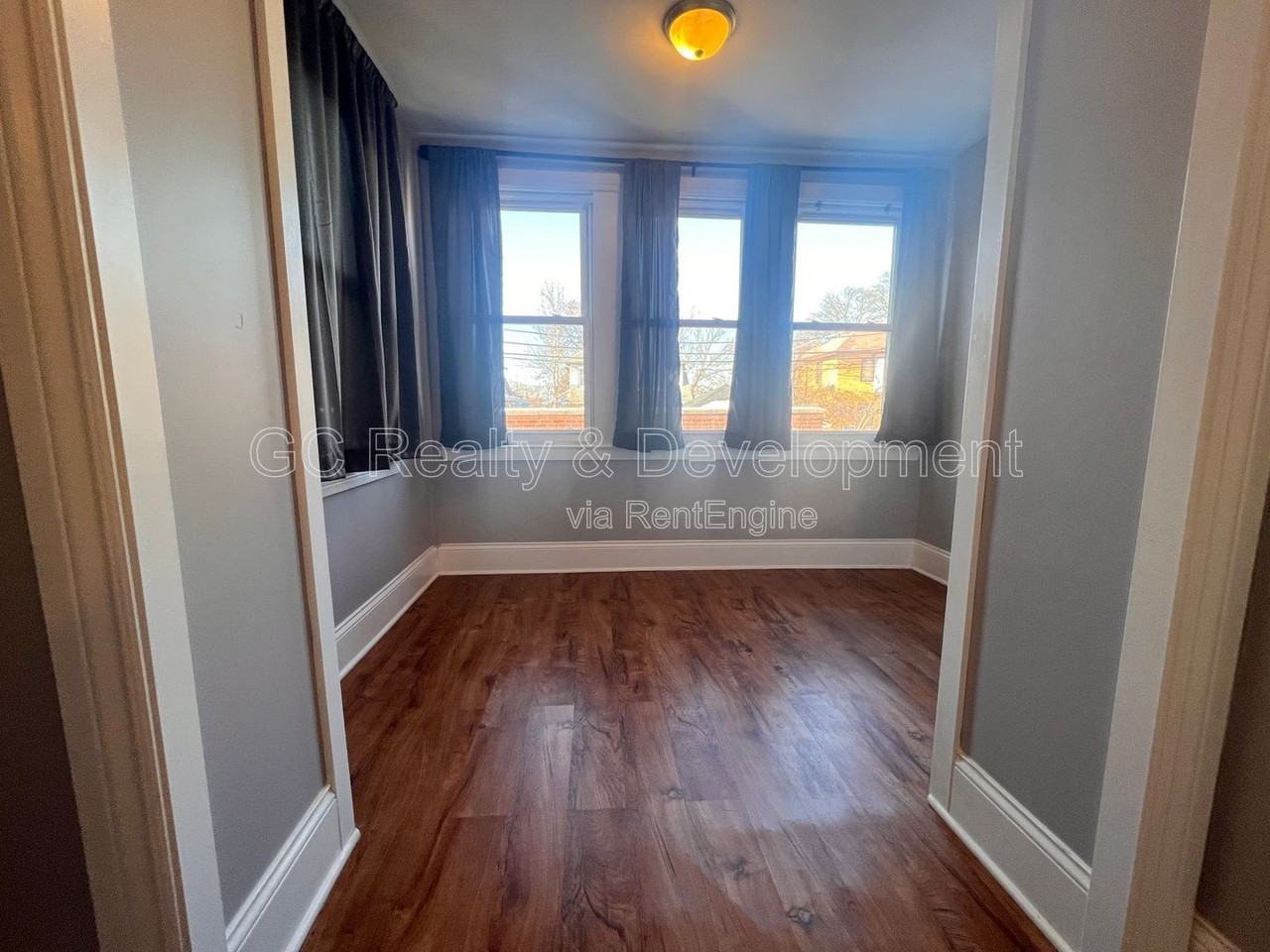 4820 N Springfield Ave #2 - Photo 6 of 31