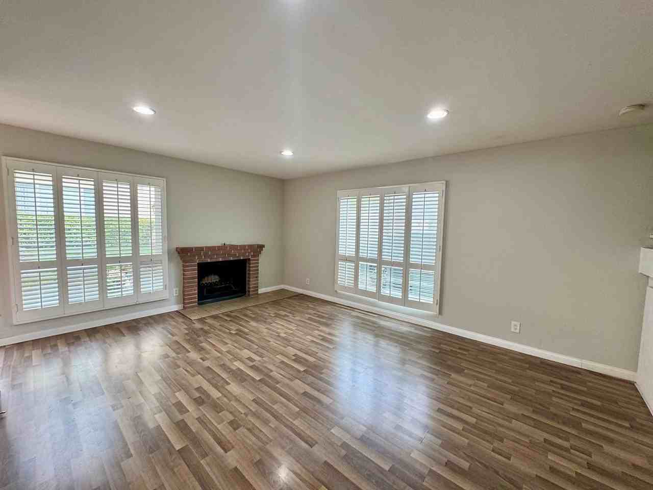 3462 Del Amo Blvd - Photo 3 of 29