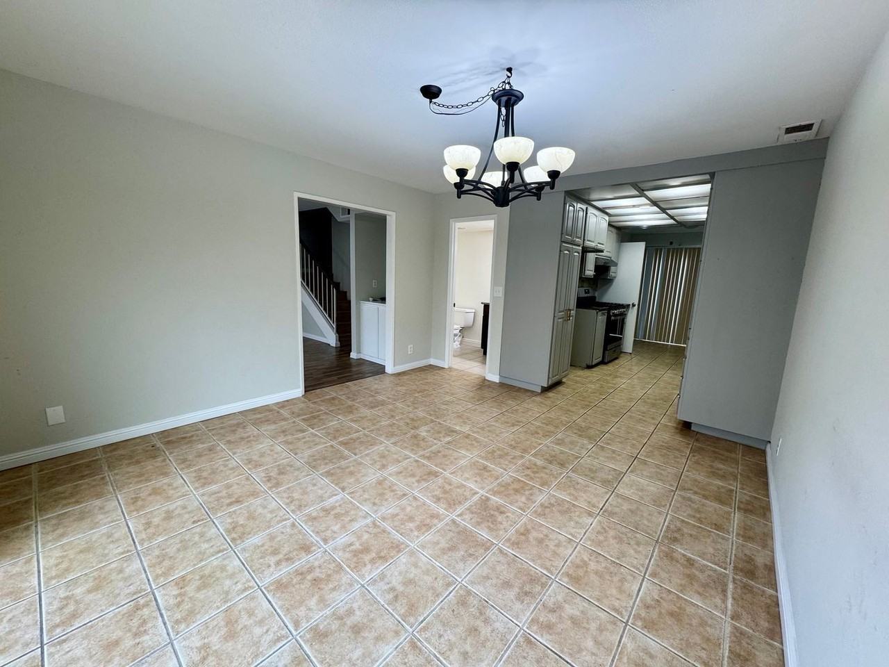 3462 Del Amo Blvd - Photo 7 of 29