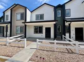 featured image of 3909 Crater St