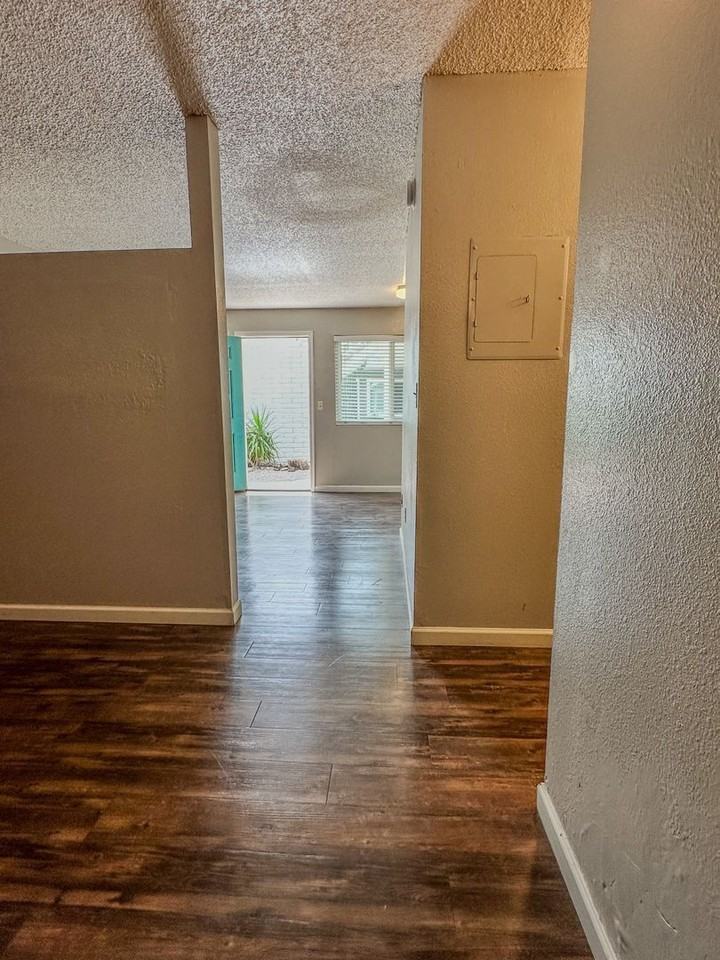 8477 E Broadway Blvd #2106 - Photo 4 of 11