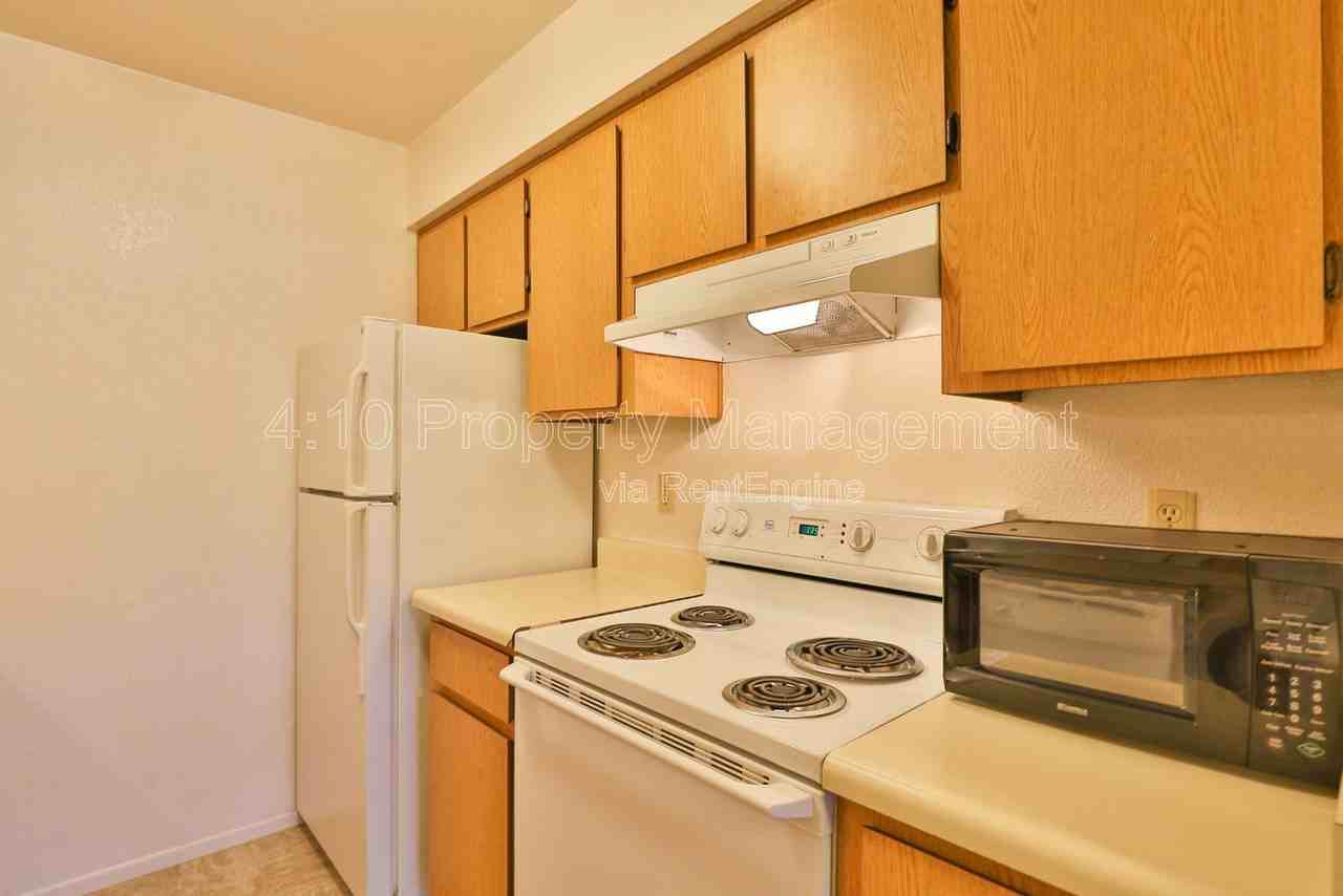 2729 N Salem #101 - Photo 6 of 18
