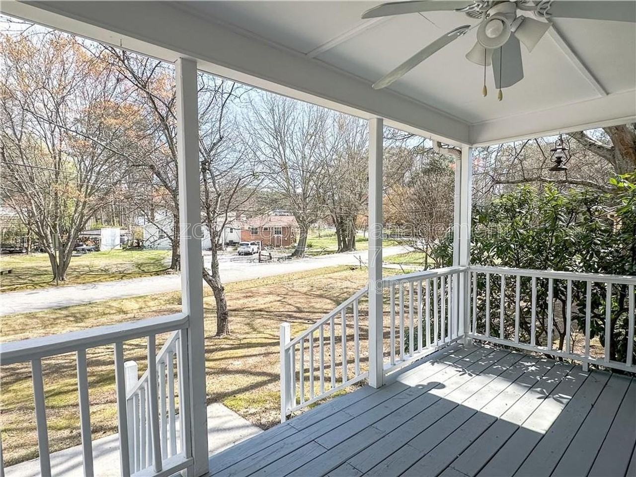 6132 Lynne Cir Sw - Photo 5 of 34