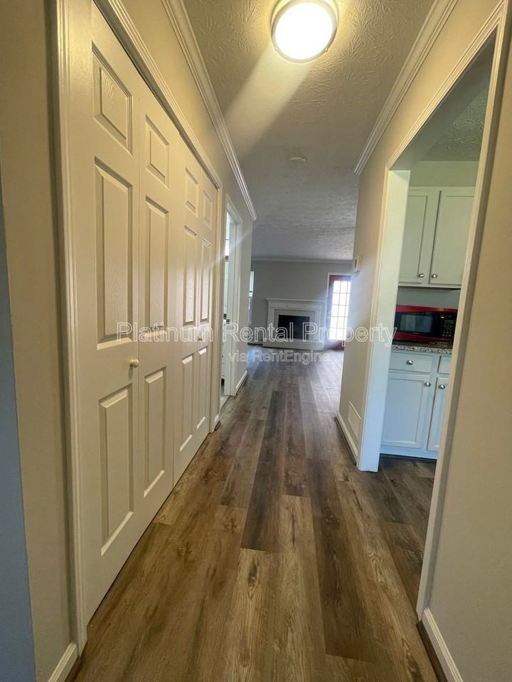 1125 Jamestowne Trl - Photo 4 of 50