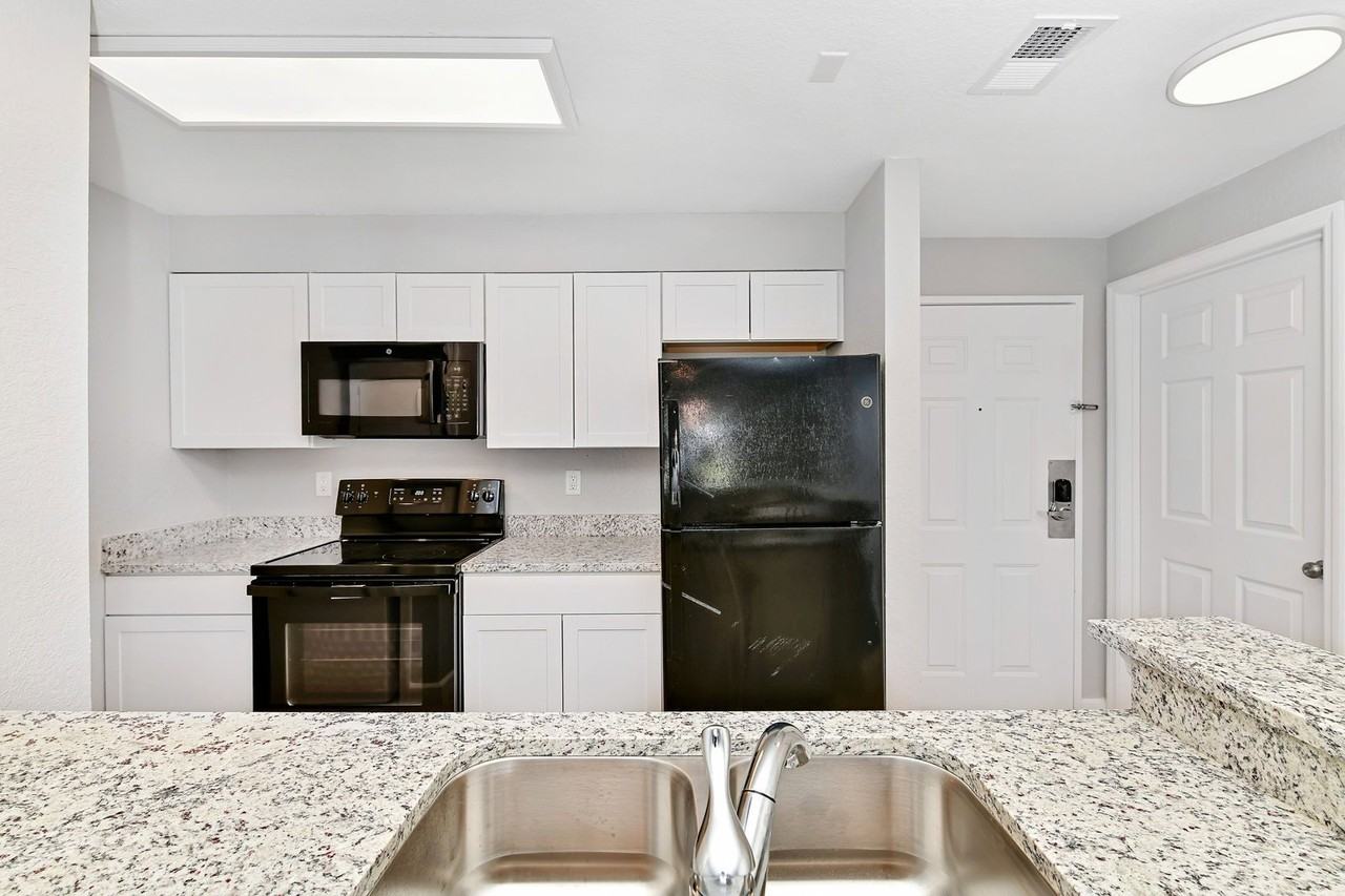 7503 Atlantis Way #J102 - Photo 5 of 50