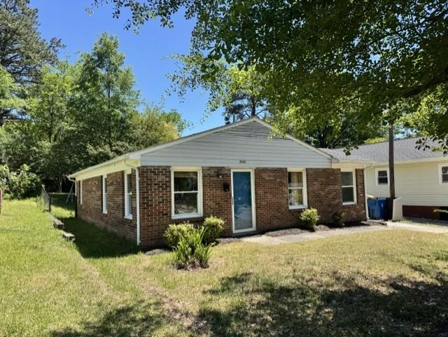 2727 Atlantic St - Photo 2 of 12