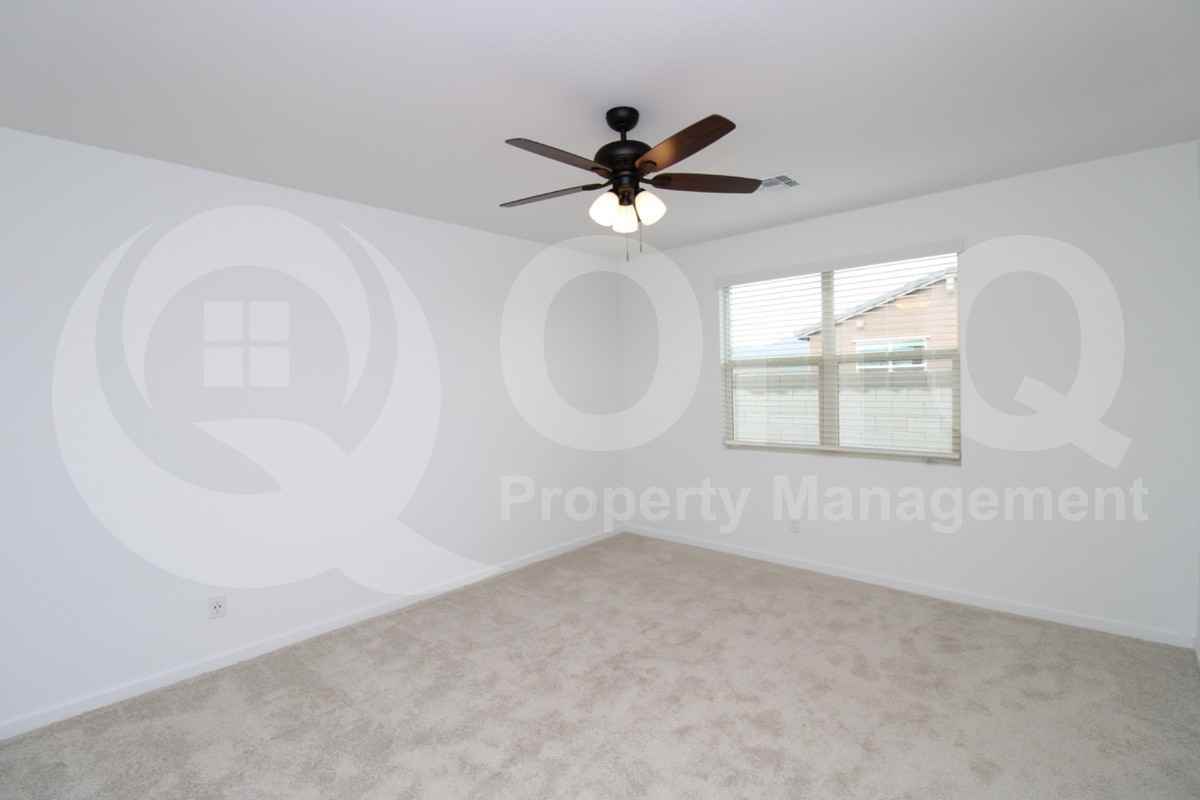 19968 W Rancho Dr - Photo 6 of 26