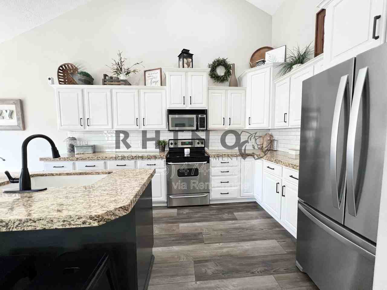 4921 W Weatherwood Ln - Photo 4 of 27