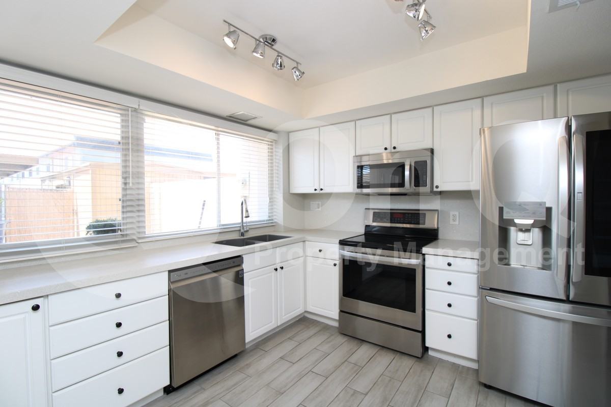 4919 N Granite Reef Rd - Photo 3 of 20