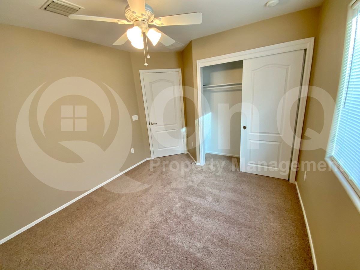 4087 E Lushfield Dr - Photo 7 of 14