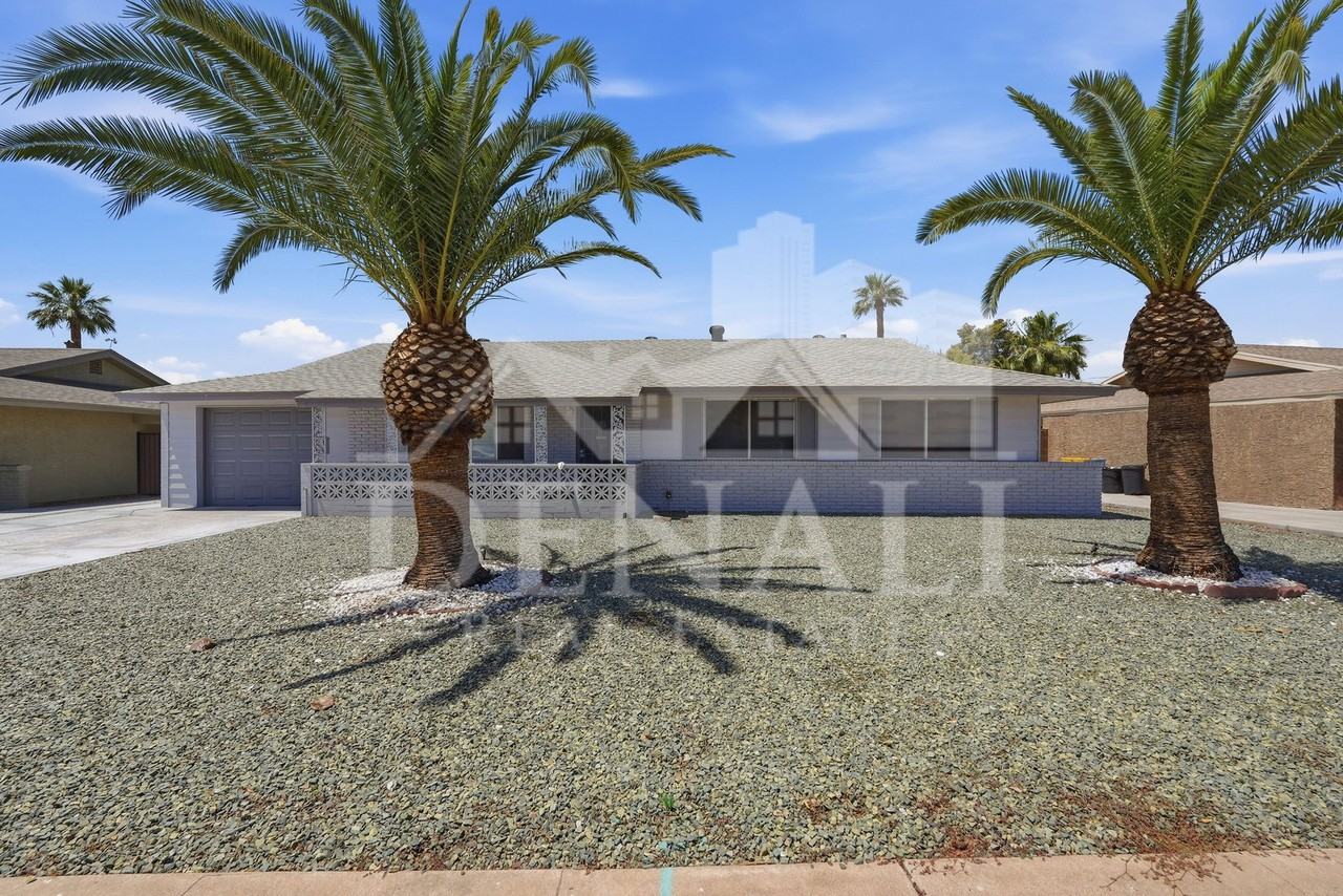 10747 W Hope Dr