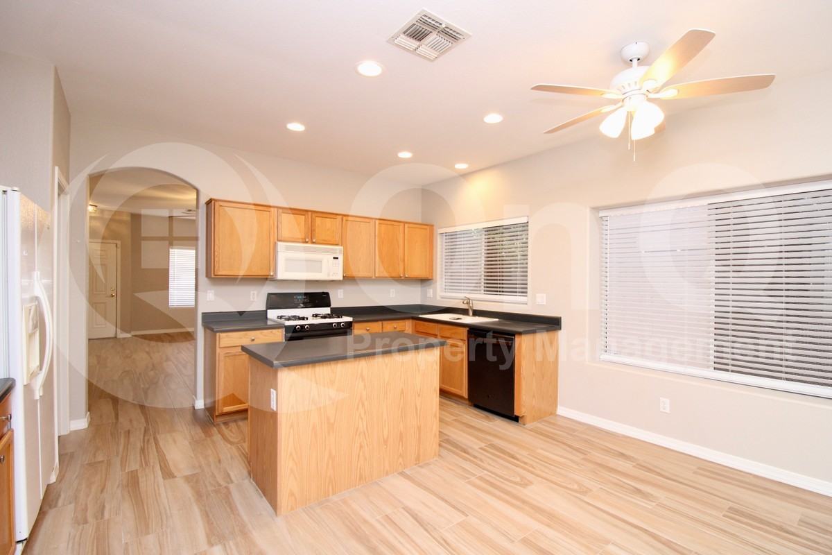 3713 E Wyatt Way - Photo 3 of 20