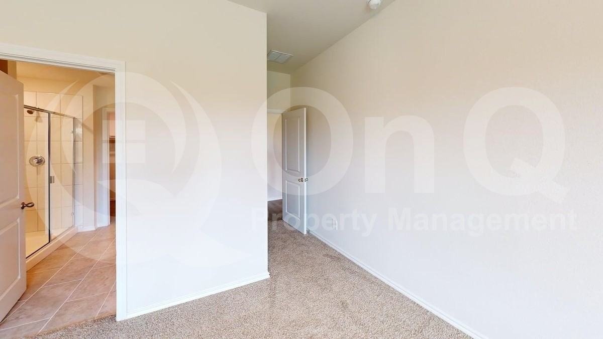 1213 Bristlecone Dr - Photo 7 of 17