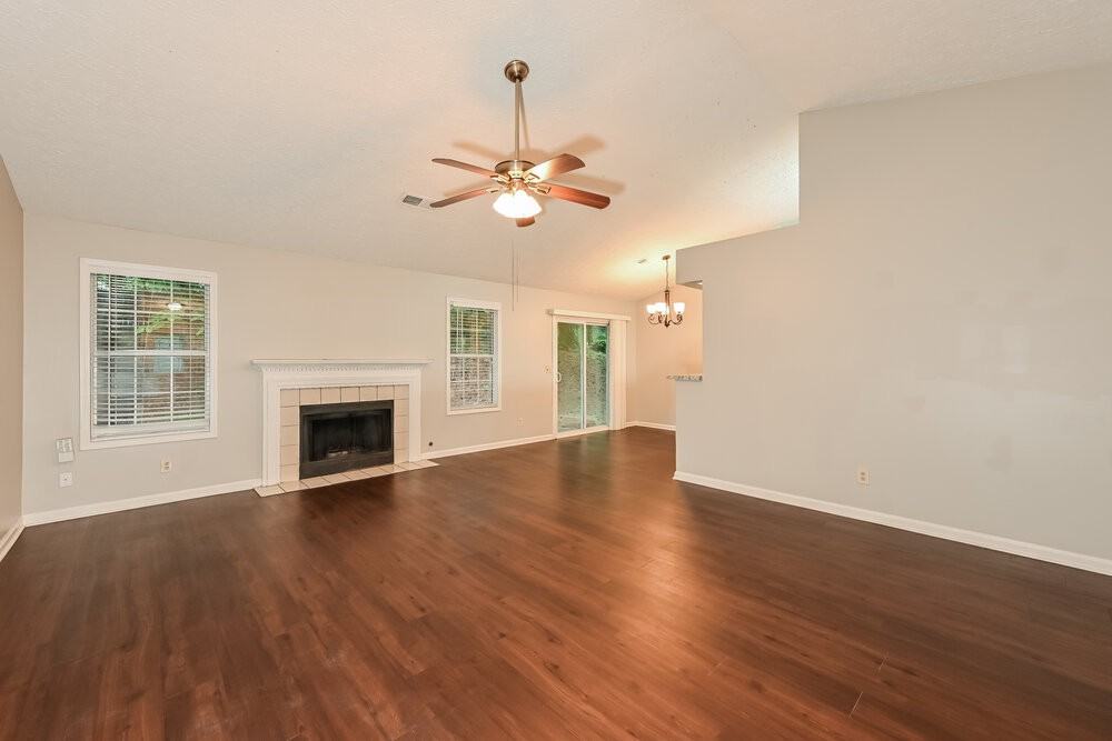 5009 River Rock Way - Photo 3 of 16
