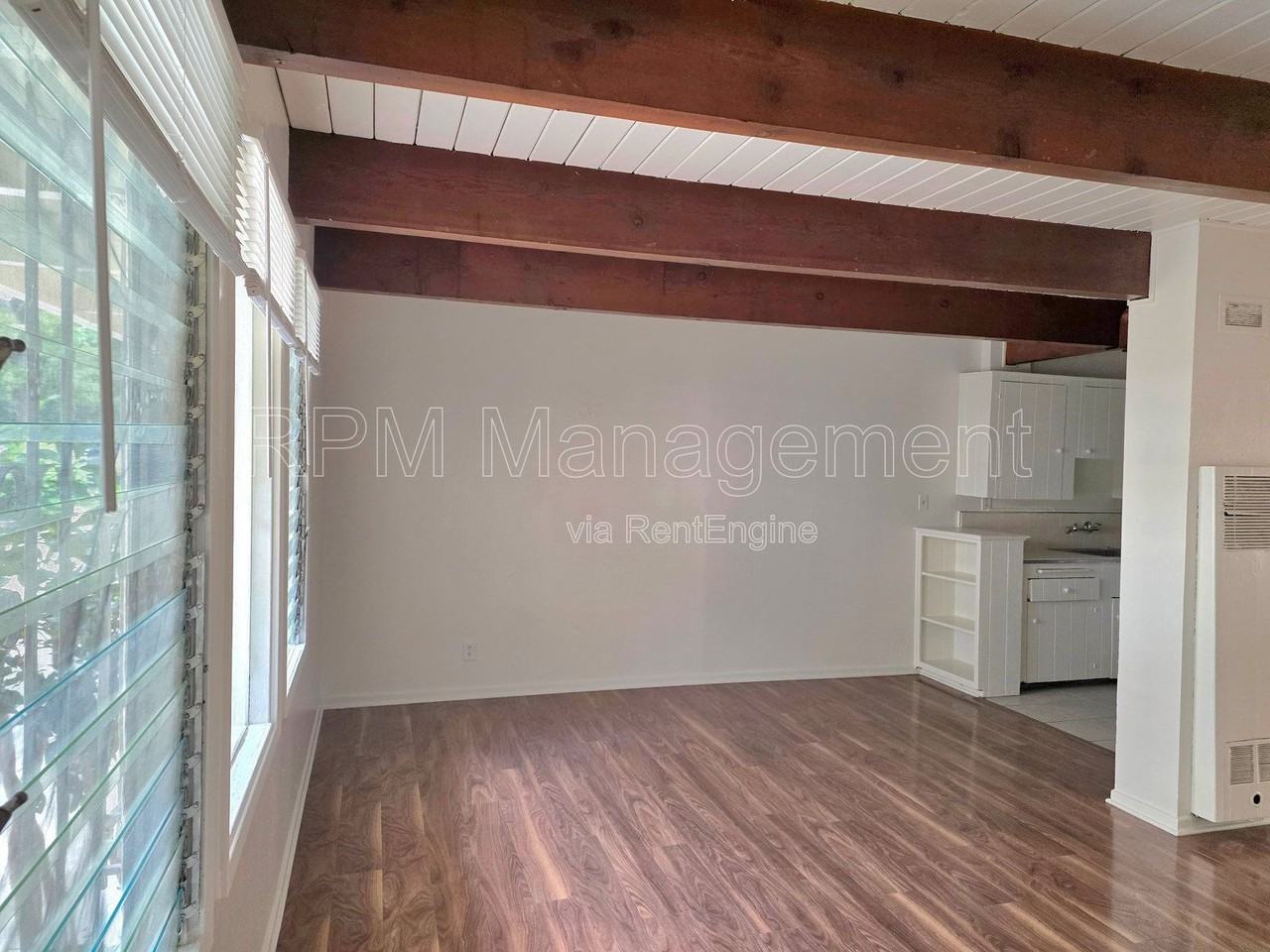 7032 Hawthorn Ave #4 - Photo 2 of 8
