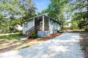 featured image of 94 Arnco 2nd St